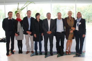 Le Bureau du Rn2D avec, de gauche à droite : M. Quernez (Finistère), F. Houdayer (Touraine), P. Lebugle (Doubs), I. Bremond (Bouches du Rhône), H. Bouyries (Landes), S. Villain (Charente Maritime), P. Lambert (Côte d'Or), F. Dumont (Var).